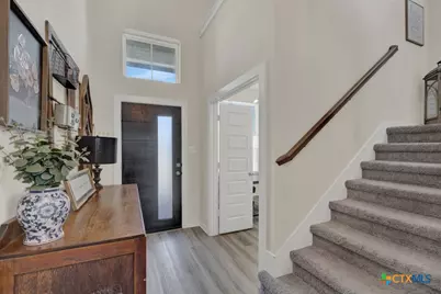 1940 Colonial Avenue, New Braunfels, TX 78130 - Photo 6