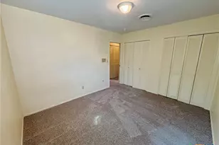 1050 Elizabeth Ave, New Braunfels, TX 78130 - Photo 14