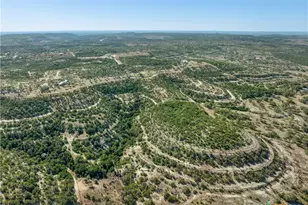 1276 Cyn Xing Vw, Dripping Springs, TX 78620 - Photo 2