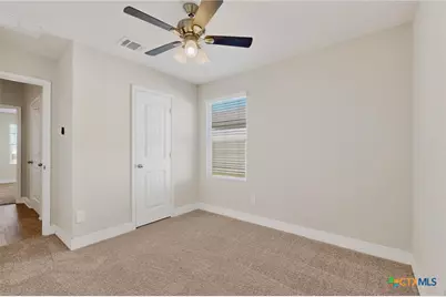 1405 Parkwood, Seguin, TX 78155 - Photo 28