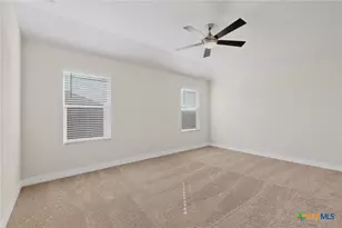 1405 Parkwood, Seguin, TX 78155 - Photo 14