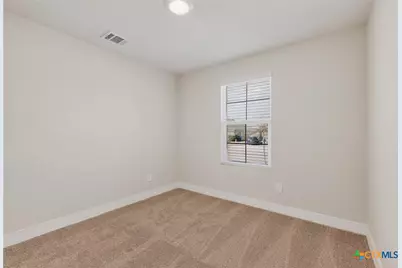 1405 Parkwood, Seguin, TX 78155 - Photo 22