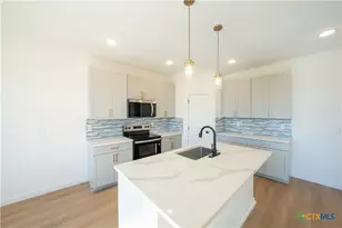 727 Liberty Park Dr, Belton, TX 76513 - Photo 8