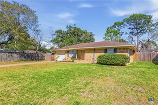 505 Suzanne St, Edna, TX 77957 - Photo 20