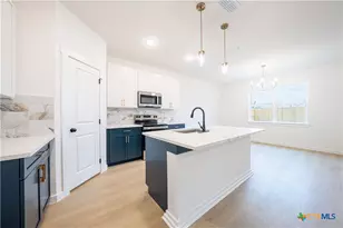 815 Liberty Park Dr, Belton, TX 76513 - Photo 4