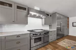 510 Herrin Ln, Bertram, TX 78605 - Photo 16