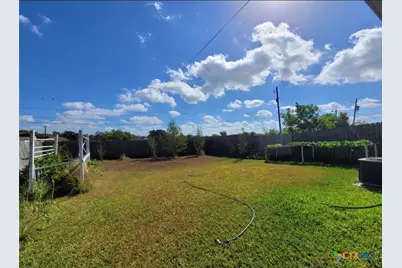 112 Teakwood Drive, Victoria, TX 77901 - Photo 14