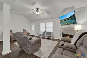 509 Roadrunner Ave, New Braunfels, TX 78130 - Photo 12