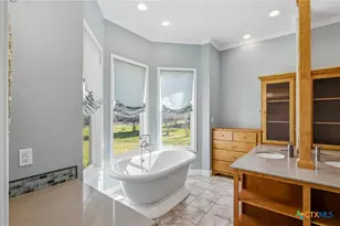 106 Pebble Brk, Victoria, TX 77904 - Photo 14