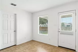 244 Cactus Patch, Selma, TX 78154 - Photo 16