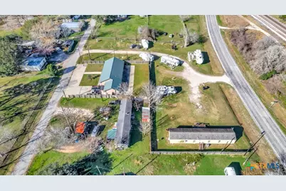 10537 Fm 616, Lolita, TX 77971 - Photo 2