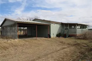 945 Co Rd 208, Lampasas, TX 76550 - Photo 14