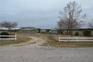 945 Co Rd 208, Lampasas, TX 76550 - Photo 6