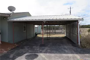 945 Co Rd 208, Lampasas, TX 76550 - Photo 12
