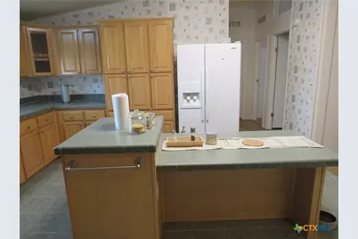 945 County Road 208, Lampasas, TX 76550 - Photo 32