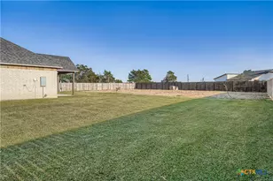 222 Arosa Dr, Elgin, TX 78621 - Photo 40