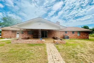 1040 S Hwy 80, Nixon, TX 78140 - Photo 34