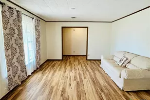 1040 S Hwy 80, Nixon, TX 78140 - Photo 12