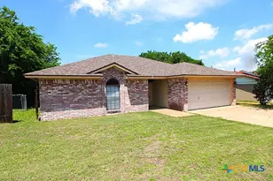 611 N 21st St, Copperas Cove, TX 76522 - Photo 2