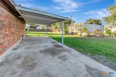 110 Fawn Drive, Victoria, TX 77905 - Photo 18