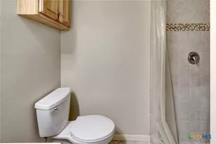 110 Fawn Dr, Victoria, TX 77905 - Photo 38