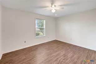 110 Fawn Dr, Victoria, TX 77905 - Photo 40