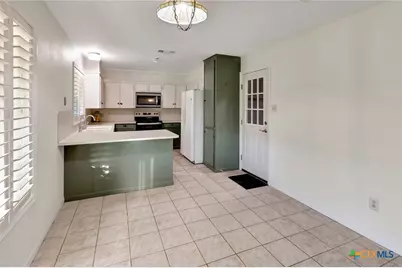 110 Fawn Drive, Victoria, TX 77905 - Photo 8