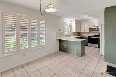 110 Fawn Drive, Victoria, TX 77905 - Photo 6