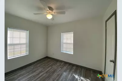 502 W Avenue A, Copperas Cove, TX 76522 - Photo 10