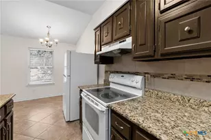 2016 Nevada St, San Marcos, TX 78666 - Photo 12