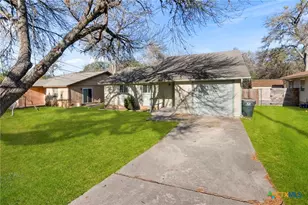 2016 Nevada St, San Marcos, TX 78666 - Photo 2