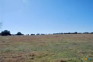 652 Co Rd 210, Hallettsville, TX 77964 - Photo 34