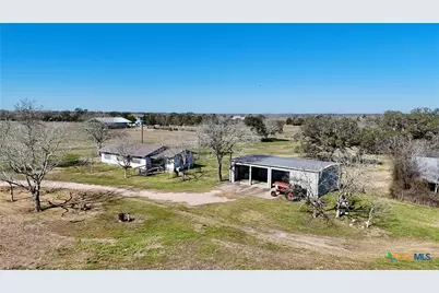 652 County Road 210, Hallettsville, TX 77964 - Photo 2