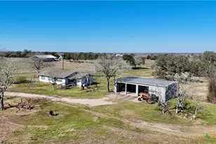 652 Co Rd 210, Hallettsville, TX 77964 - Photo 2