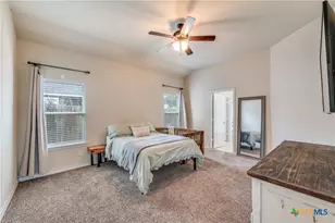 153 Lark Hill Rd, Floresville, TX 78114 - Photo 10