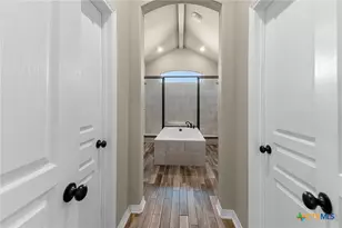 1847 Broken Shoe Trl, Temple, TX 76502 - Photo 18