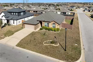 1847 Broken Shoe Trl, Temple, TX 76502 - Photo 8