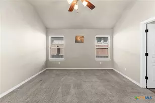 1847 Broken Shoe Trl, Temple, TX 76502 - Photo 4