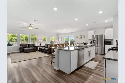 597 Summersweet Road, New Braunfels, TX 78130 - Photo 10