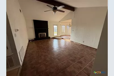 1420 Avalon Street, Port Lavaca, TX 77979 - Photo 2