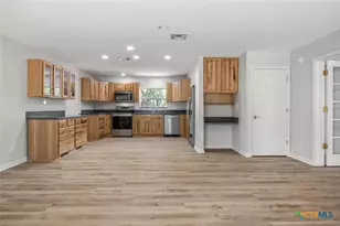 1100 Chapparal Dr, Wimberley, TX 78676 - Photo 10