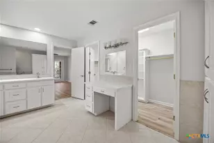 1100 Chapparal Dr, Wimberley, TX 78676 - Photo 16