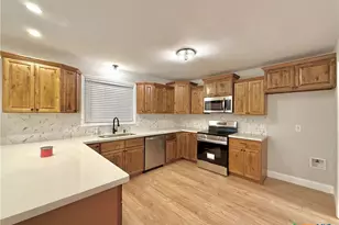 1801 College Dr, Victoria, TX 77901 - Photo 18