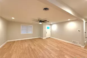 1801 College Dr, Victoria, TX 77901 - Photo 6