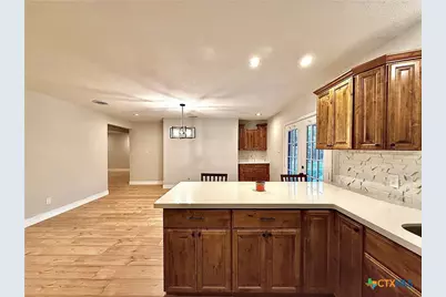 1801 College Drive, Victoria, TX 77901 - Photo 12