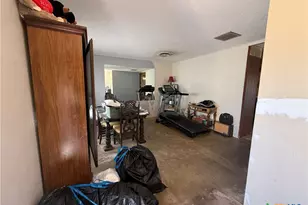 1209 W Ave A, Lampasas, TX 76550 - Photo 2