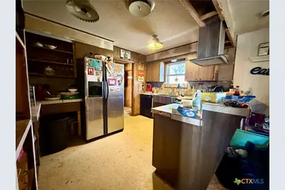 1209 W Avenue A, Lampasas, TX 76550 - Photo 6