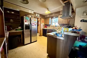 1209 W Ave A, Lampasas, TX 76550 - Photo 6