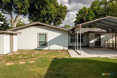 811 Nixon Street, Lockhart, TX 78644 - Photo 44