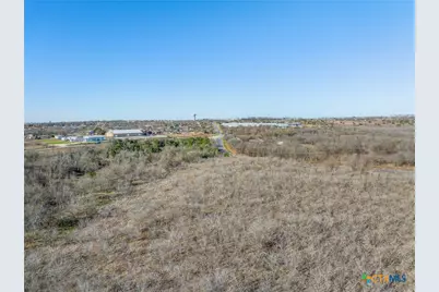 5225 Fm 2001, Buda, TX 78610 - Photo 10